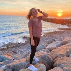 Meet your Posher, Nicole